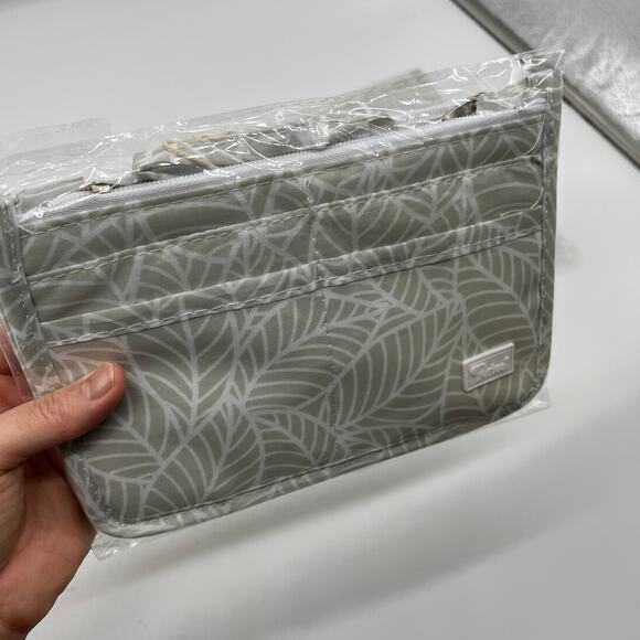 Periea Set of 3 Purse Organizers with Gift Bags Grey Leaves - Picture 8 of 10